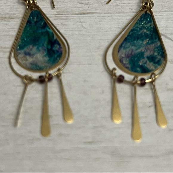 Artisan Gold Tone Tear Drop Dangle Earrings - Picture 4 of 12